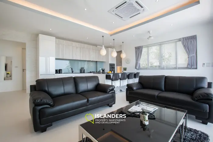 3-bdrm pool villa with sea view, large storage and laundry (Bophut)