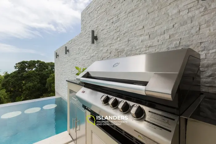 3-bdrm pool villa with sea view, large storage and laundry (Bophut)