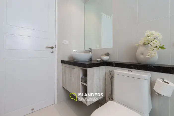 3-bdrm pool villa with sea view, large storage and laundry (Bophut)