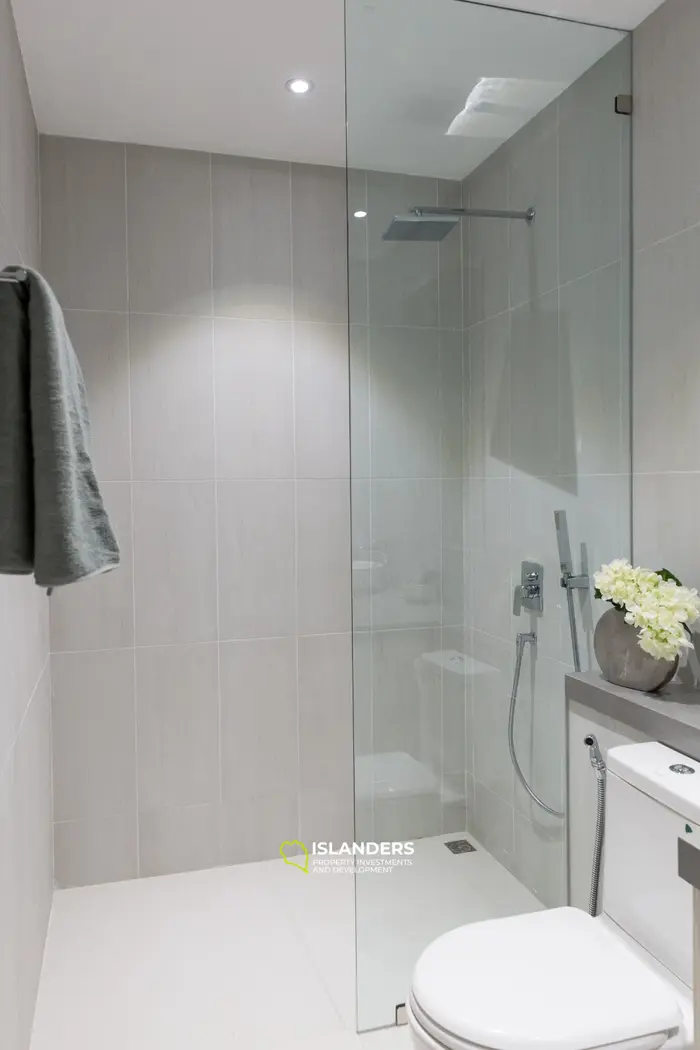 3-bdrm pool villa with sea view, large storage and laundry (Bophut)