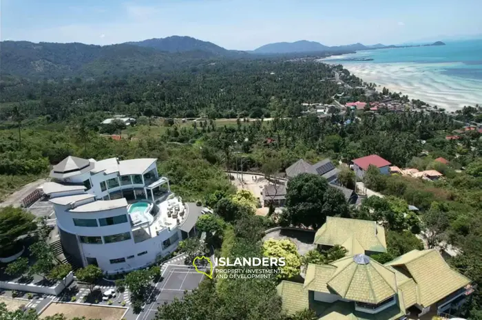 Panoramic 7-bdrm pool villa with fitness center on Angthong Hill (Bang Po)