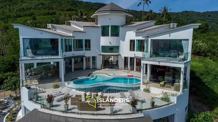 Panoramic 7-bdrm pool villa with fitness center on Angthong Hill (Bang Po)