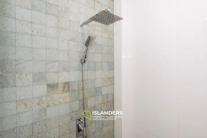 Villa avec piscine de 3 chambres près de l'École Internationale Française (Maenam)