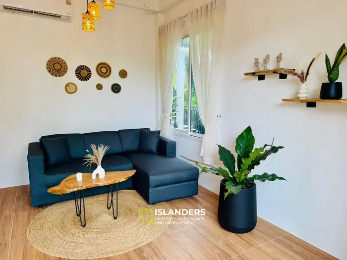 Exclusive Lease Opportunity for devolopment with potential sunset seaview