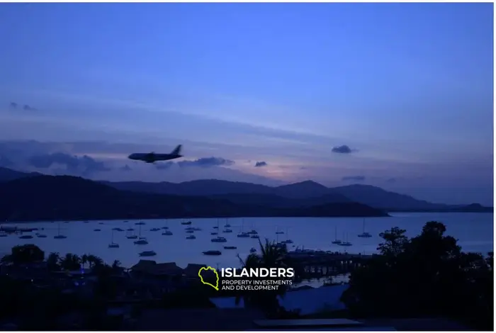 Modern 3-bdrm villa with pool, gym and elevator (Bangrak)