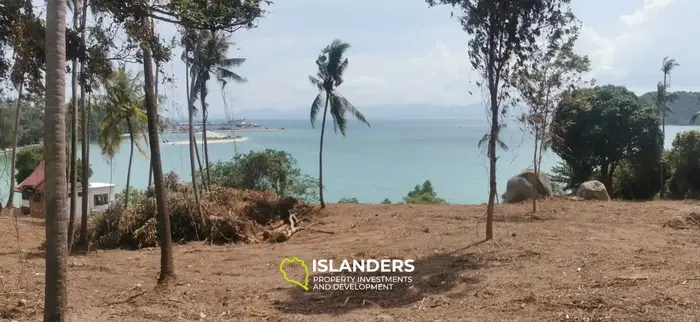 Very rare: 4.5+ RAI BEACH FRONT