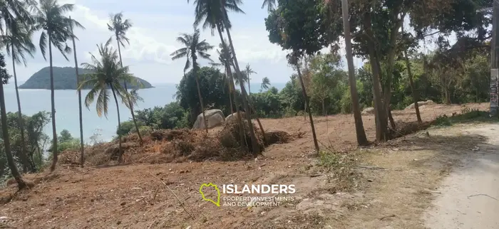 Very rare: 4.5+ RAI BEACH FRONT