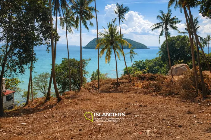 Very rare: 4.5+ RAI BEACH FRONT