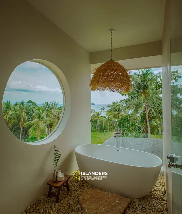 3 Bedroom Ocean Villa in Koh Phangan for Rent