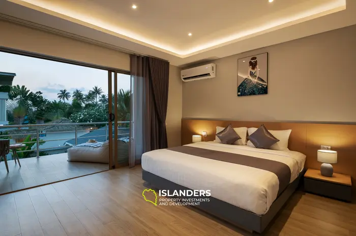 4-bdrm poll villa with sea view from the spacious third lfoor terrace (Ban Tai)