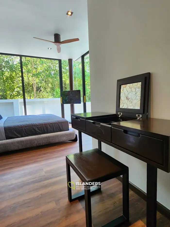 3-bdrm tropical pool villa (Maenam)