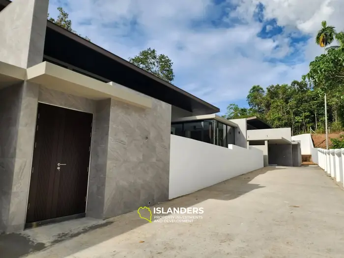 3-bdrm tropical pool villa (Maenam)