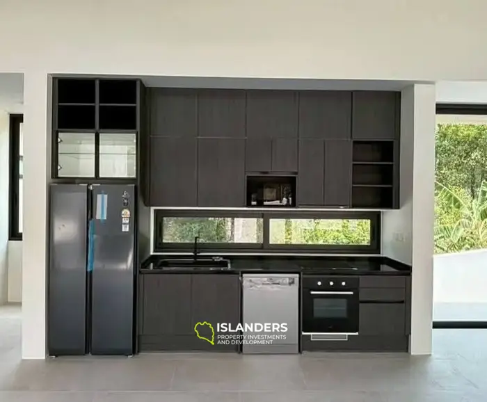 3-bdrm tropical pool villa (Maenam)