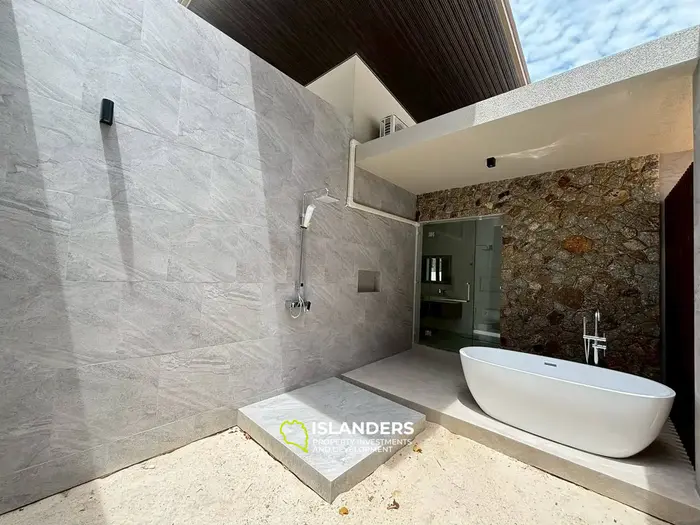 3-bdrm tropical pool villa (Maenam)