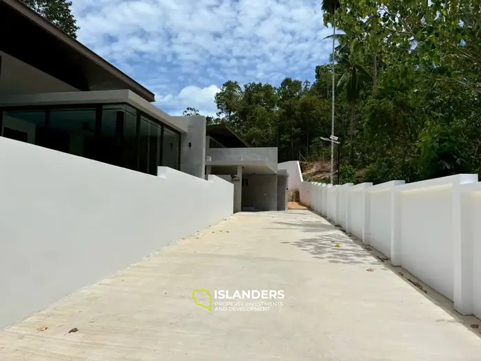 3-bdrm tropical pool villa (Maenam)