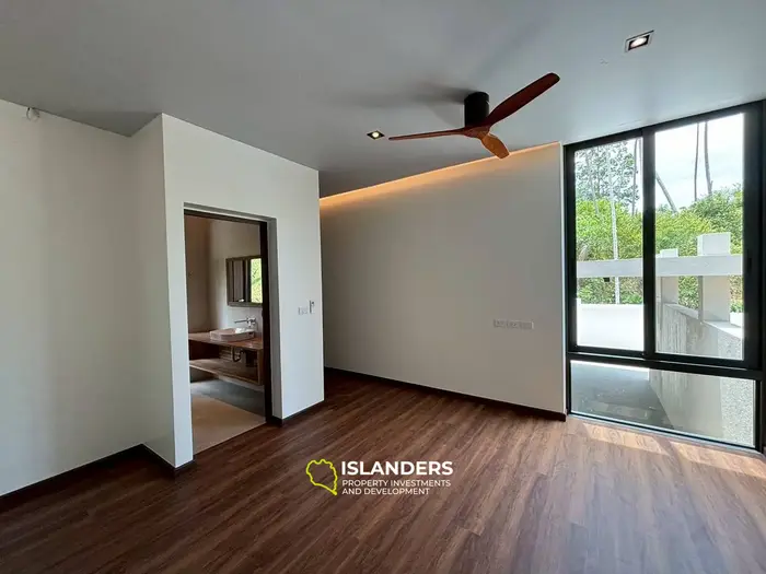 3-bdrm tropical pool villa (Maenam)