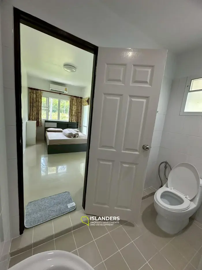 Two-story 3-bdrm villa surrounded by coconut gardens (Taling Ngam)