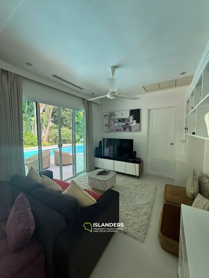 Strandvilla mit 4 Schlafzimmern und einem Büro in einer ruhigen Gegend (Lamai)