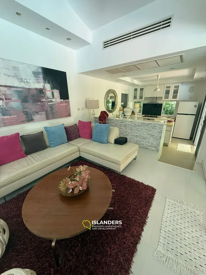 Strandvilla mit 4 Schlafzimmern und einem Büro in einer ruhigen Gegend (Lamai)