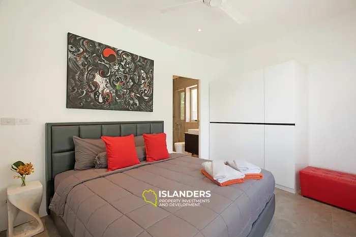 4 bdrm pool villa with direct beach access (Plai Laem)