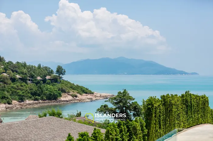 4 bdrm pool villa with direct beach access (Plai Laem)