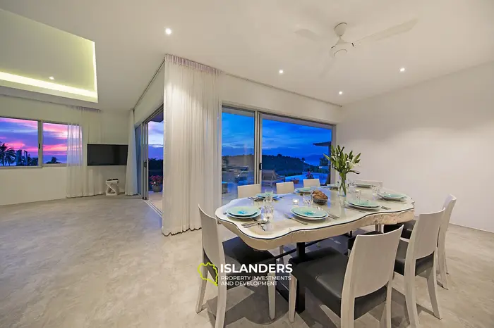 4 bdrm pool villa with direct beach access (Plai Laem)