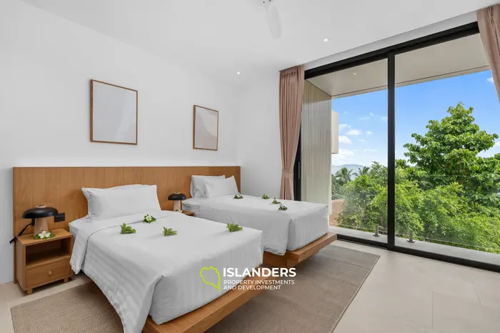 SKY 2-bedroom villa with sea view 