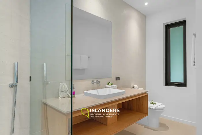 SKY 2-bedroom villa with sea view 