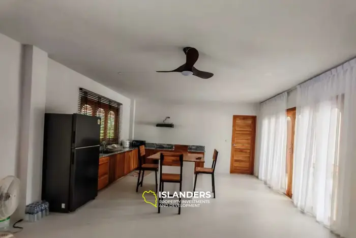 6-bdrm pool villa on a spacious plot with a large garden (Lamai)