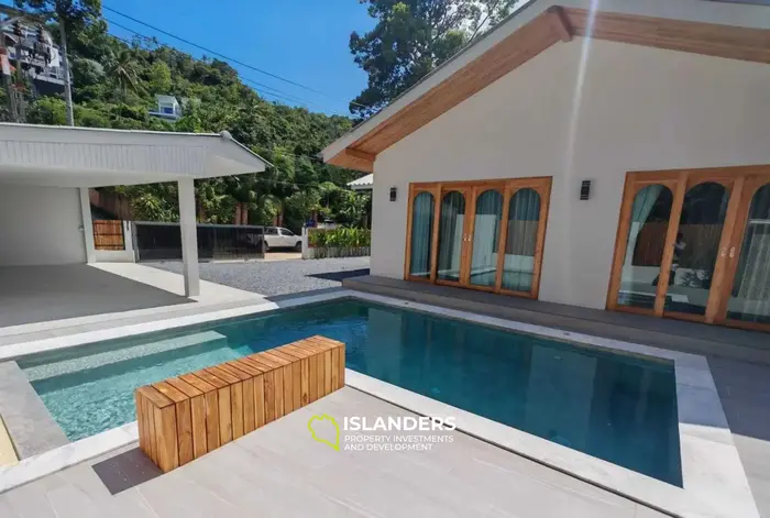 6-bdrm pool villa on a spacious plot with a large garden (Lamai)