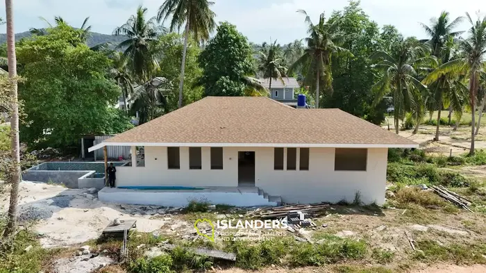 Family-oriented luxury pool villa with 3 bedrooms