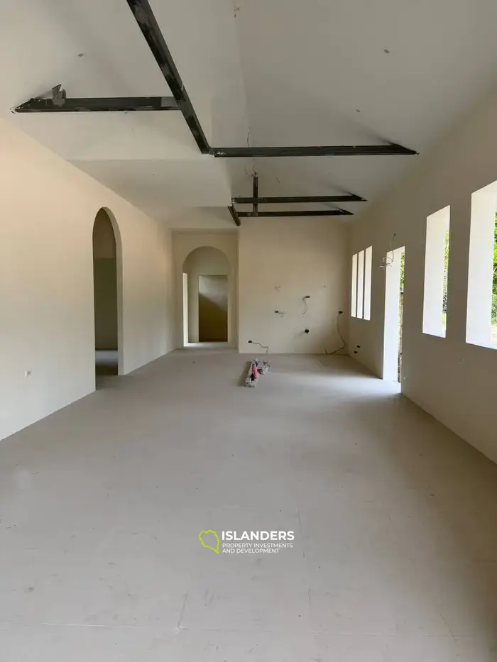 Family-oriented luxury pool villa with 3 bedrooms