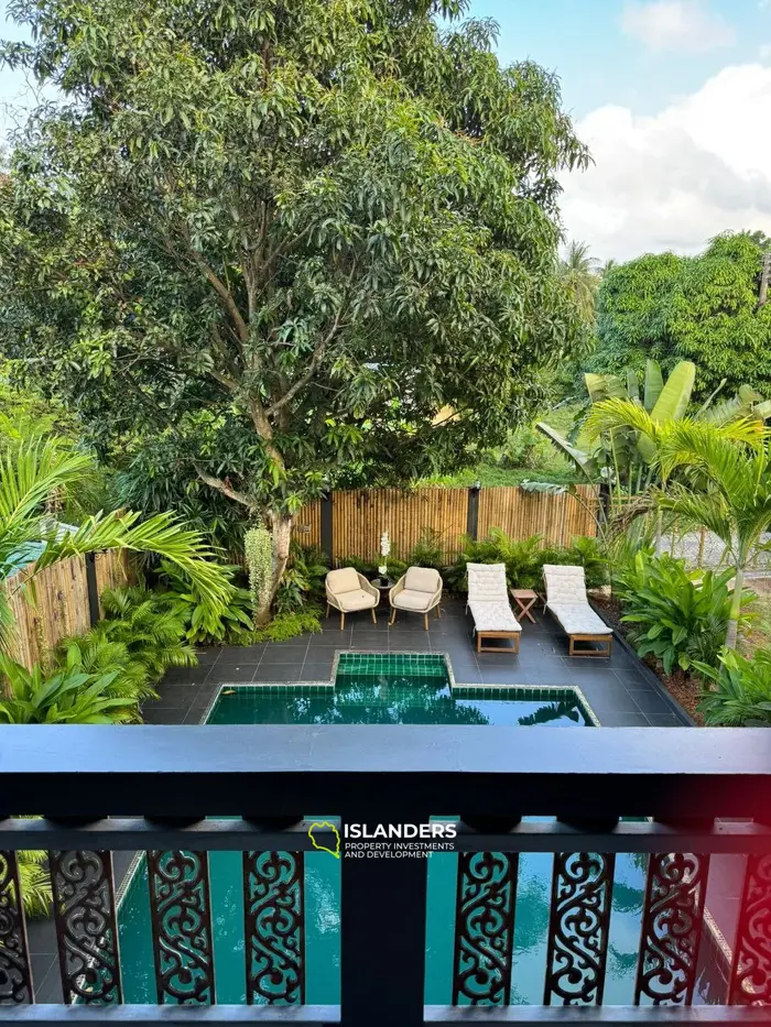 Cozy 4-bdrm family pool villa surrounded by nature (Maenam)