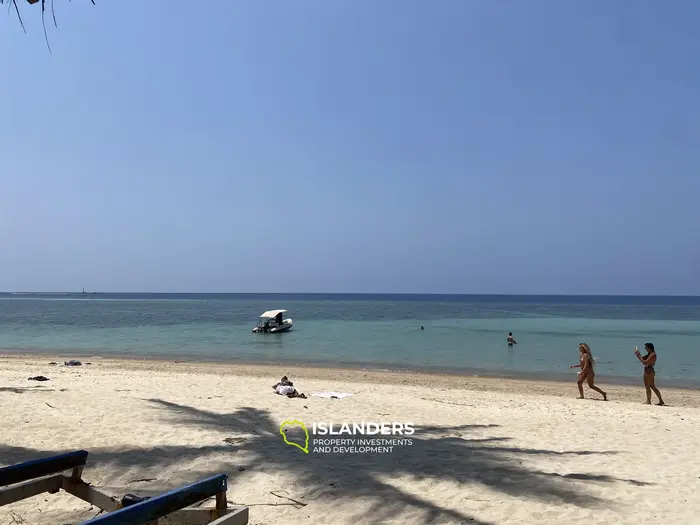 Beachfront Land with Existing Buildings in Srithanu — 2 Rai 62.7 Wah