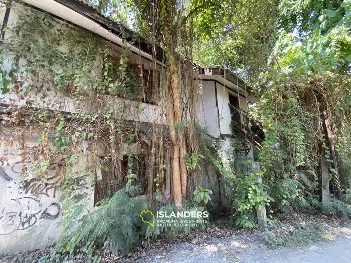 Beachfront Land with Existing Buildings in Srithanu — 2 Rai 62.7 Wah