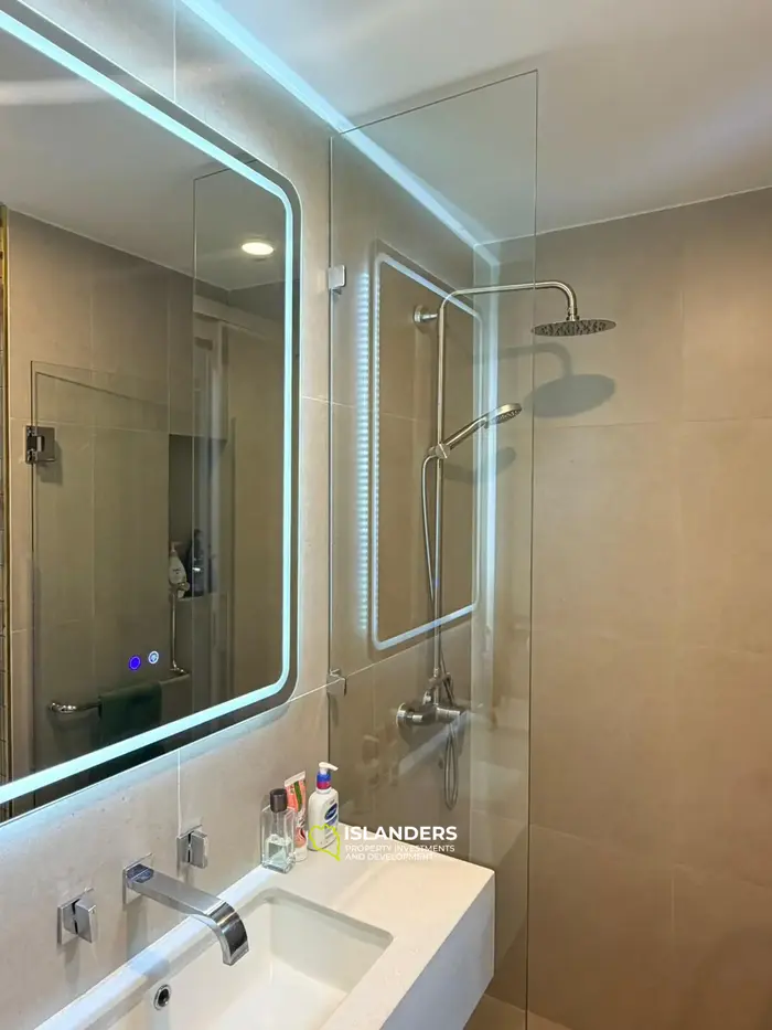 1 bdrm condominium in a complex with a shared pool in the central part of the island (Bophut)