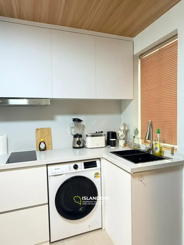 1 bdrm condominium in a complex with a shared pool in the central part of the island (Bophut)