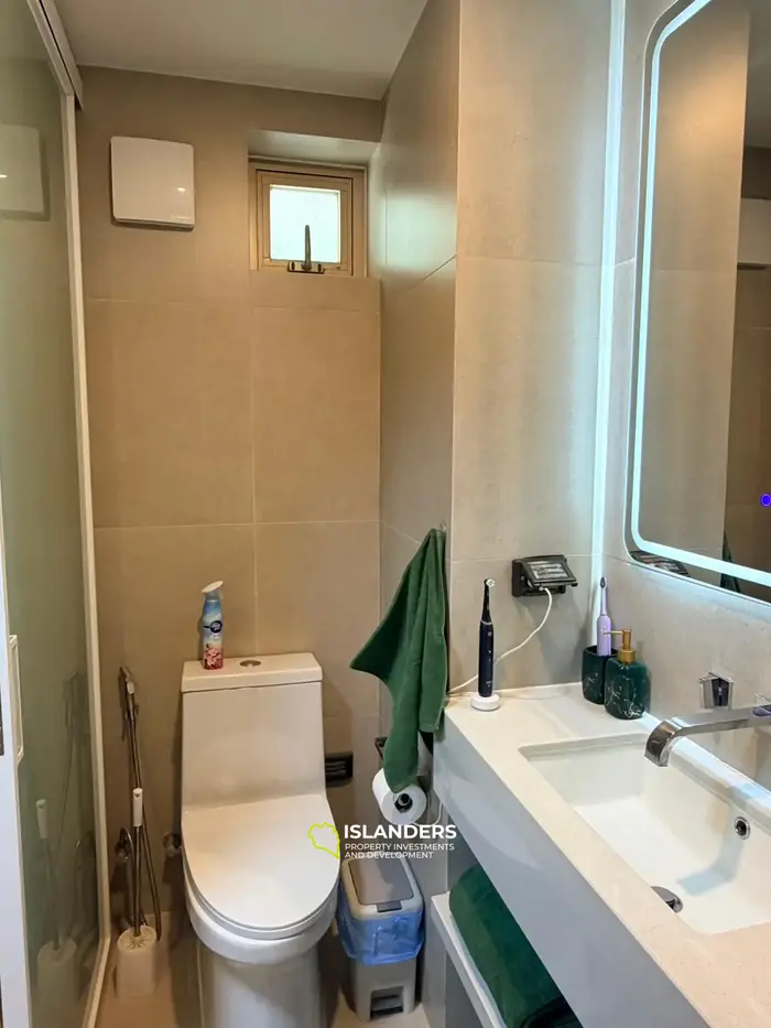 1 bdrm condominium in a complex with a shared pool in the central part of the island (Bophut)