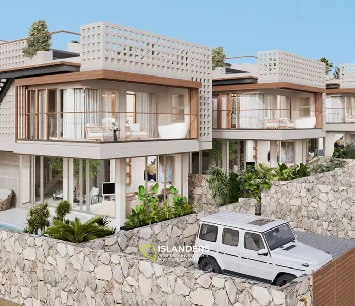 4-bdrm pool villa close to the beach (Taling Ngam)