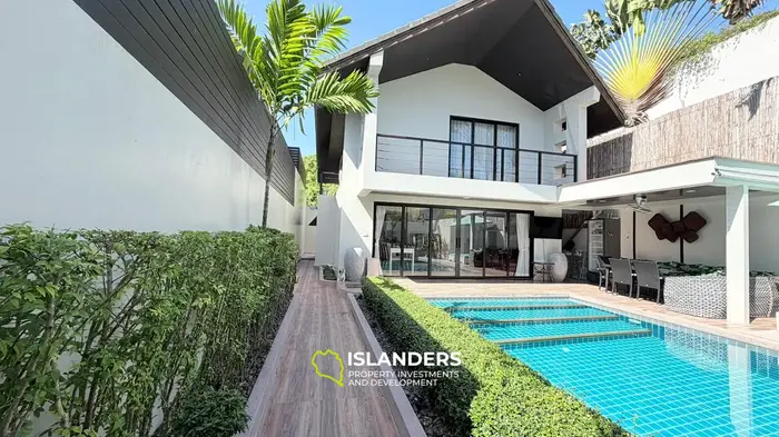 Duplex 3-bdrm pool villa surrounded by tropical nature (Maenam)