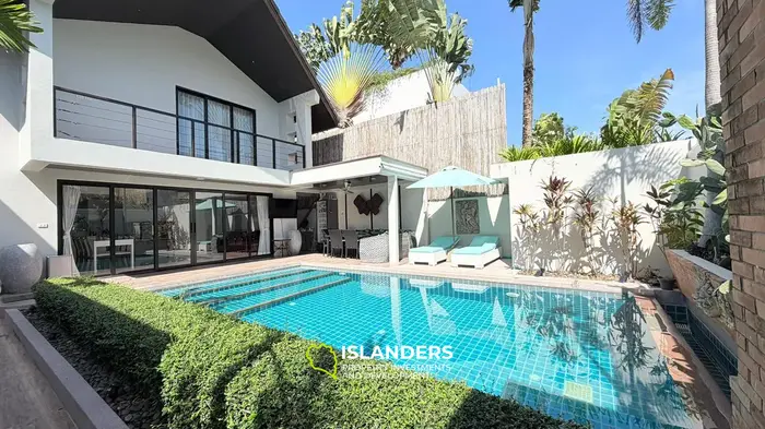 Duplex 3-bdrm pool villa surrounded by tropical nature (Maenam)