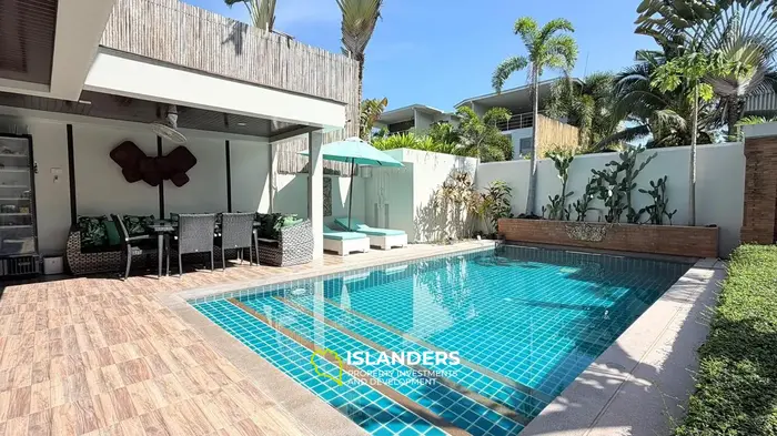 Duplex 3-bdrm pool villa surrounded by tropical nature (Maenam)