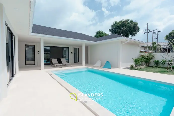 3 bdrm beachfront pool villa (Bophut)