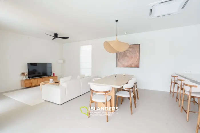 3 bdrm beachfront pool villa (Bophut)