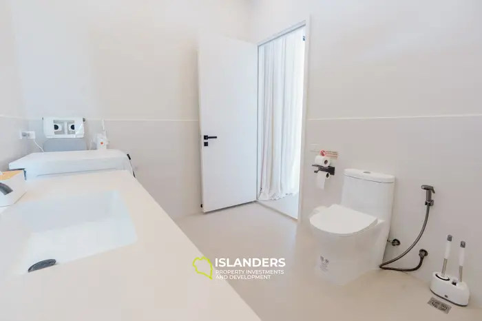 3 bdrm beachfront pool villa (Bophut)