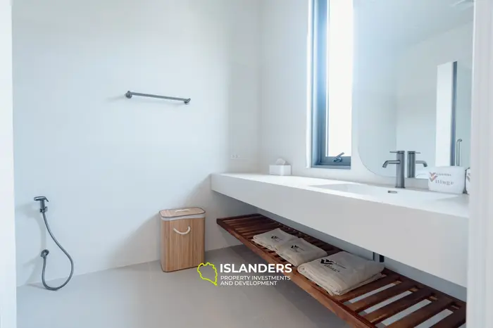 3 bdrm beachfront pool villa (Bophut)