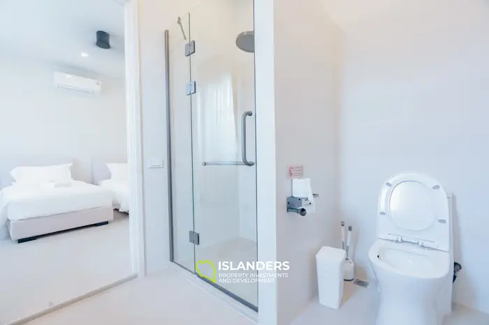 3 bdrm beachfront pool villa (Bophut)