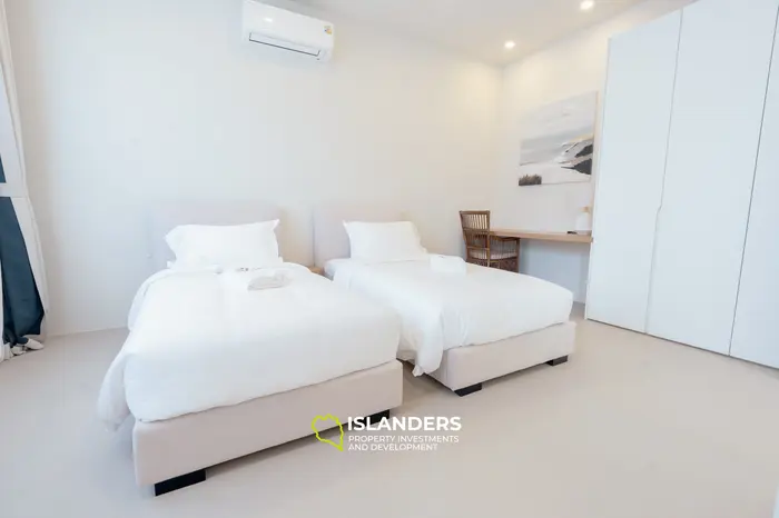 3 bdrm beachfront pool villa (Bophut)