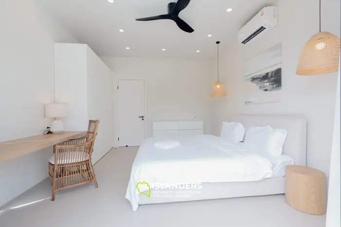 3 bdrm beachfront pool villa (Bophut)