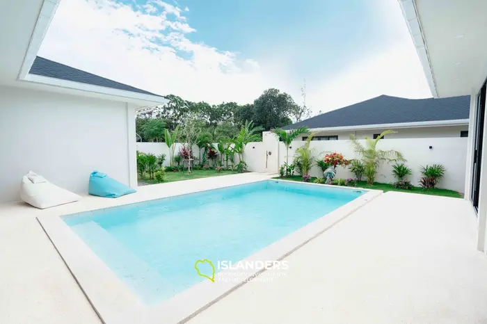 3 bdrm beachfront pool villa (Bophut)